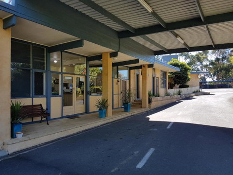Motel Traralgon - E Caravan Parks 0