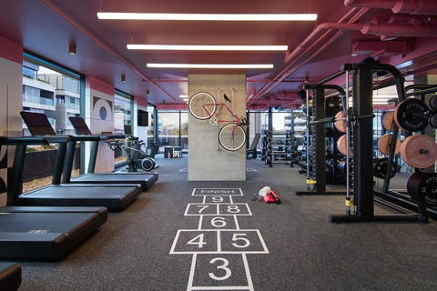Moxy Sydney Airport - E Caravan Parks 3