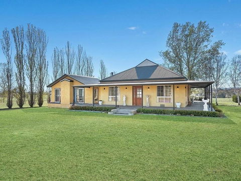 Mudgee Farm Stay - E Caravan Parks 0