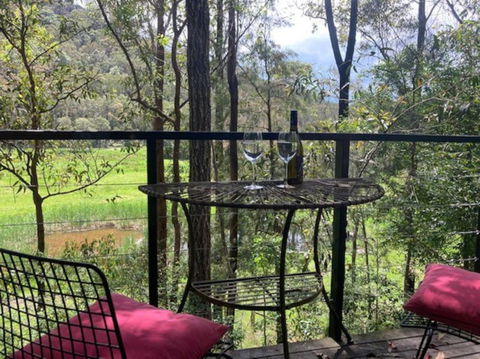 Nature Retreat & Artists Studio 90mins From Sydney - E Caravan Parks 0