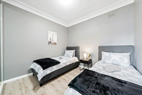 New 2 Bedroom House 500m To Mall With Free Parking - E Caravan Parks 3