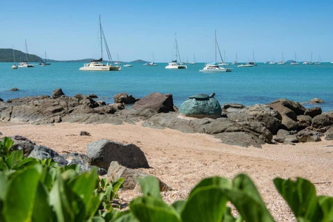 NEW! Gorgeous 2BR Apartment With Stunning Ocean Views! - E Caravan Parks 1