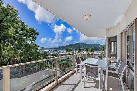 NEW! Gorgeous 2BR Apartment With Stunning Ocean Views! - E Caravan Parks 2
