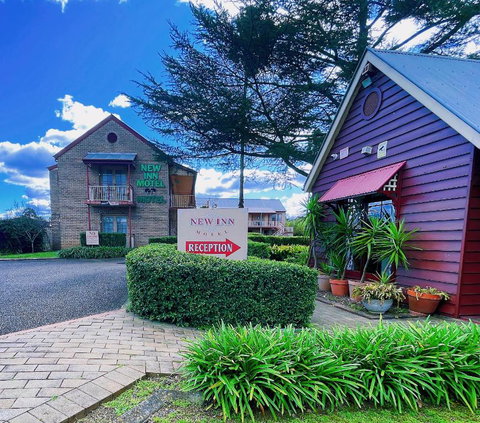 New Inn Motel - E Caravan Parks 1