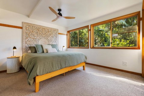 NEW Luxury Angourie Villa! Dream Location, WiFi ++ - E Caravan Parks 2
