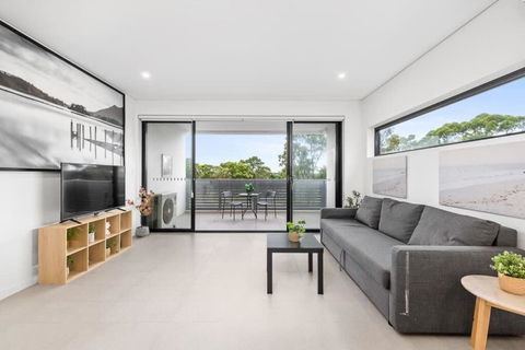 New Modern 2BR 2baths Apt In Homebush Sleeps 6 - E Caravan Parks 1