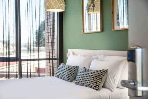 Nightcap At Morwell Hotel - E Caravan Parks 1