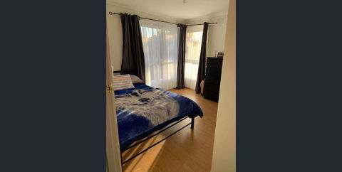 Nice And Cozy Living - E Caravan Parks 2