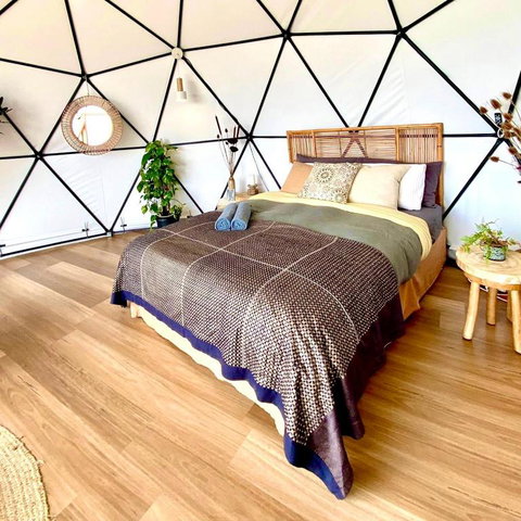 Noosa Water Element Dome - Breathtaking Views - E Caravan Parks 0