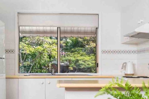 NORTH BYRON BEACH HOUSE Surf Sun Sand - E Caravan Parks 0