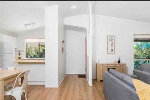 NORTH BYRON BEACH HOUSE Surf Sun Sand - E Caravan Parks 3