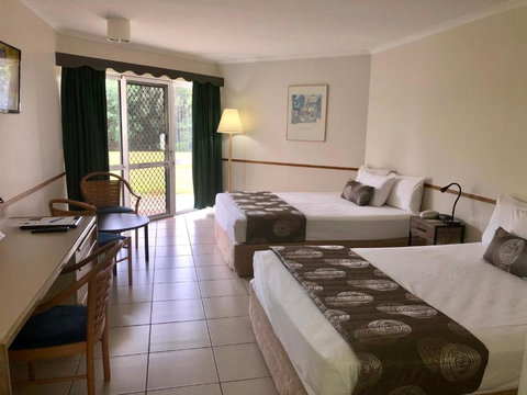 Ocean International Hotel - E Caravan Parks 1