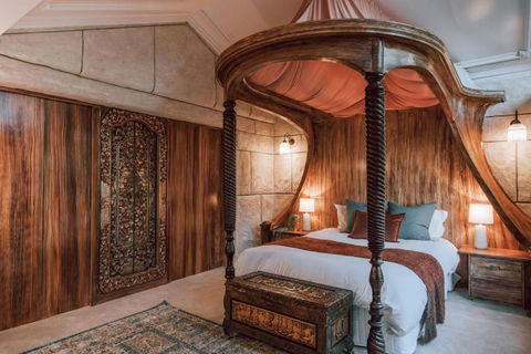 Olinda Sandstone Apartment 2 Bedroom Spa Bath - E Caravan Parks 2