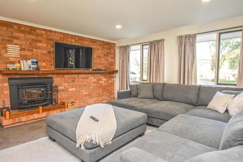 Ovens Valley Retreat - E Caravan Parks 1