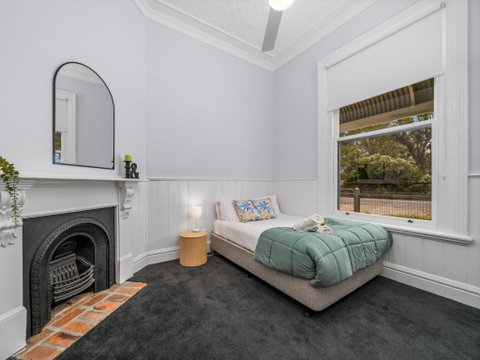 Palm Cottage - E Caravan Parks 3