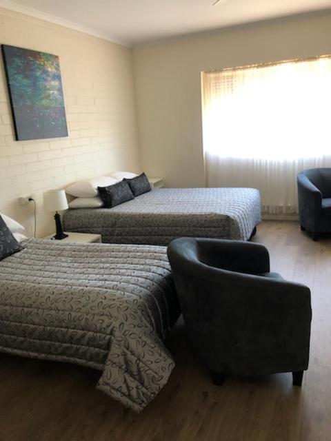Pampas Motel Port Augusta - E Caravan Parks 3