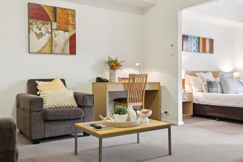 Perth Premium 1 Bedroom - E Caravan Parks 2