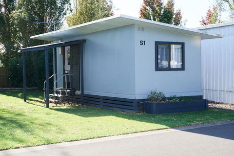 Pine Country Caravan Park - E Caravan Parks 3