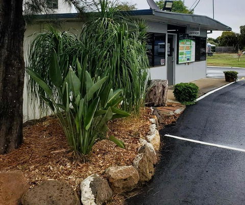 Pioneer Caravan Park - E Caravan Parks 0