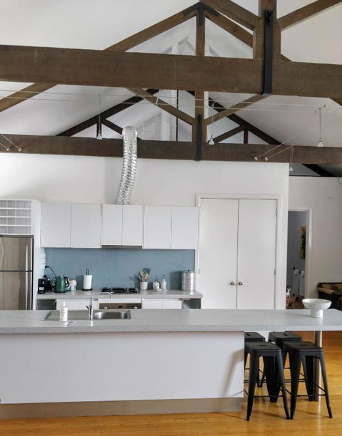 Pips On Mitchell - Beautiful Historic Apartment - E Caravan Parks 3