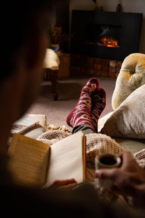 Poets Ode Featuring The Donkey Shed Theatre - E Caravan Parks 1