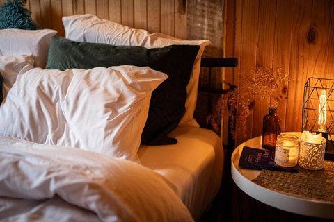 Poets Ode Featuring The Donkey Shed Theatre - E Caravan Parks 3