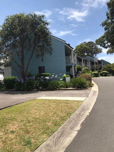 Poppies Lakeview Terrace - 2 Bedroom - E Caravan Parks 1