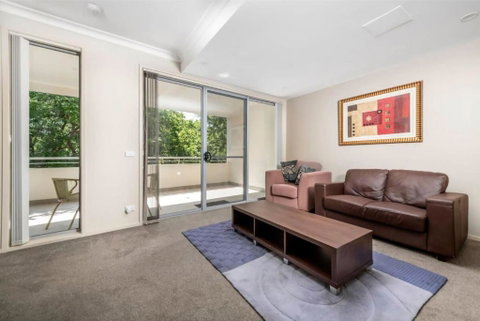 Quiet Apartment In Braddon ACT - E Caravan Parks 2