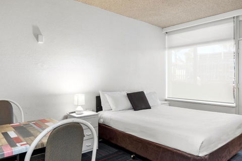 Red Carpet Motel - E Caravan Parks 0