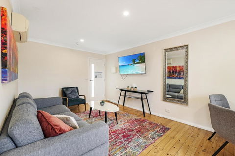 Prickly Pear Stays Jesmond - Short Term Accommodations - E Caravan Parks 1