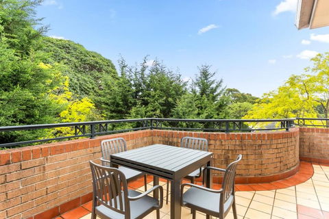 Pristine 2-Bed Near Marrickville Village - E Caravan Parks 0