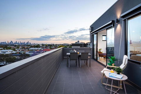 Queensview168 Apartments Moonee Ponds - E Caravan Parks 0