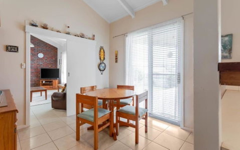 Ratties Residence 6 Carnegie St Port Ellliot - No Linen Included - E Caravan Parks 3