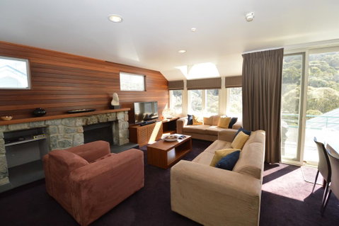 Aspect 2A - E Caravan Parks 2