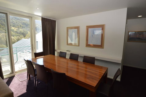 Aspect 2A - E Caravan Parks 3