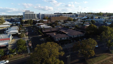 Asters On James Motor Inn - E Caravan Parks 3