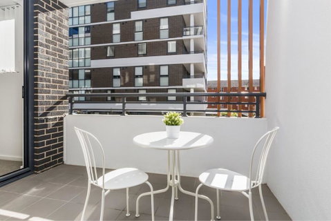 Astra Apartments Liverpool - E Caravan Parks 3