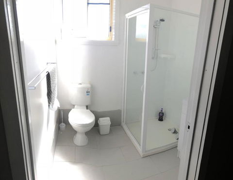 At HOME On HOLMES - E Caravan Parks 2