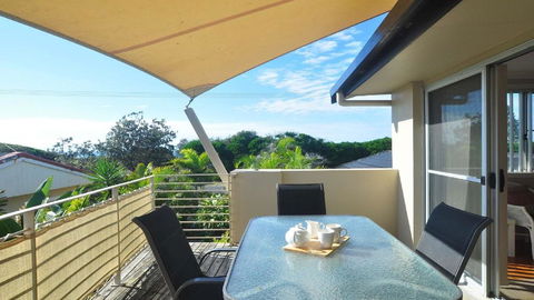 At The Beach - Lennox Head - E Caravan Parks 0
