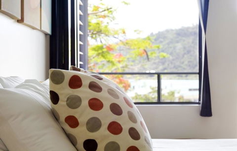At Waterfront Whitsunday Retreat - Adults Only - E Caravan Parks 2
