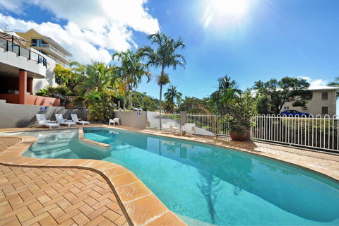At Whitsunday Vista Holiday Apartments - E Caravan Parks 1