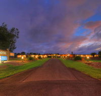 Atherton Motel - E Caravan Parks