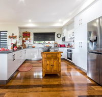 Austinmer - Cannonvale - E Caravan Parks