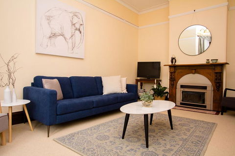 Avoca House - Circa 1900 Gorgeous Federation Home - E Caravan Parks 3