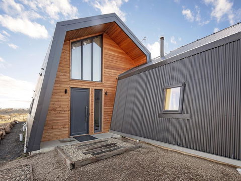 Avonside Alpine Estate Cabin 2 - E Caravan Parks 1