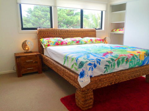 Award Winning Beach Front Retreat - E Caravan Parks 1