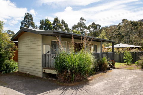 Awonga Cottages - E Caravan Parks 3