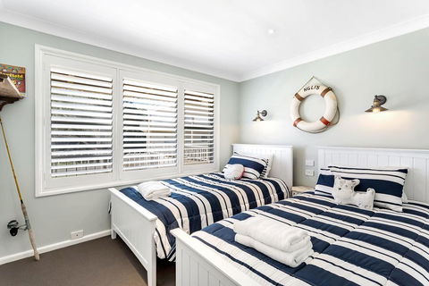 Bagnall Avenue, 1 - E Caravan Parks 3