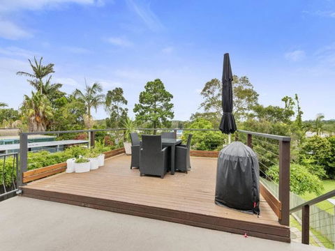 Bailey House - E Caravan Parks 3
