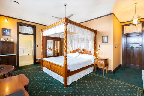 Ballina Manor Boutique Hotel - E Caravan Parks 3
